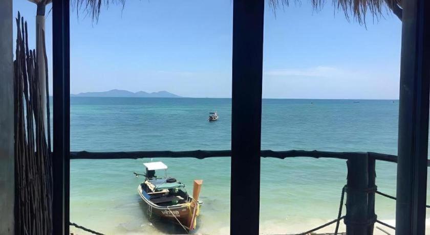 Koh Mook De Tara Beach Resort Exterior photo