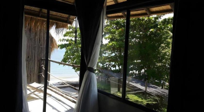 Koh Mook De Tara Beach Resort Exterior photo