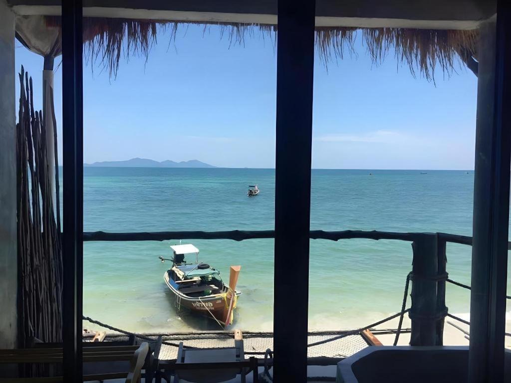Koh Mook De Tara Beach Resort Exterior photo